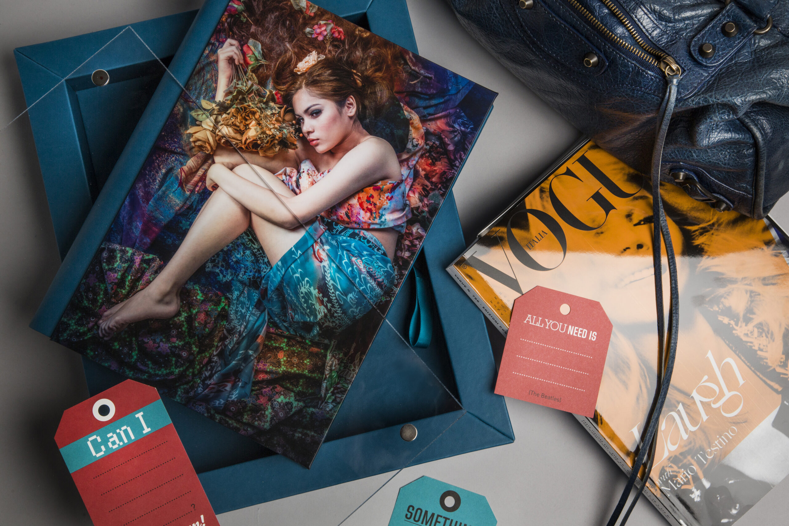 Beautiful albums and wall arts lab offers.